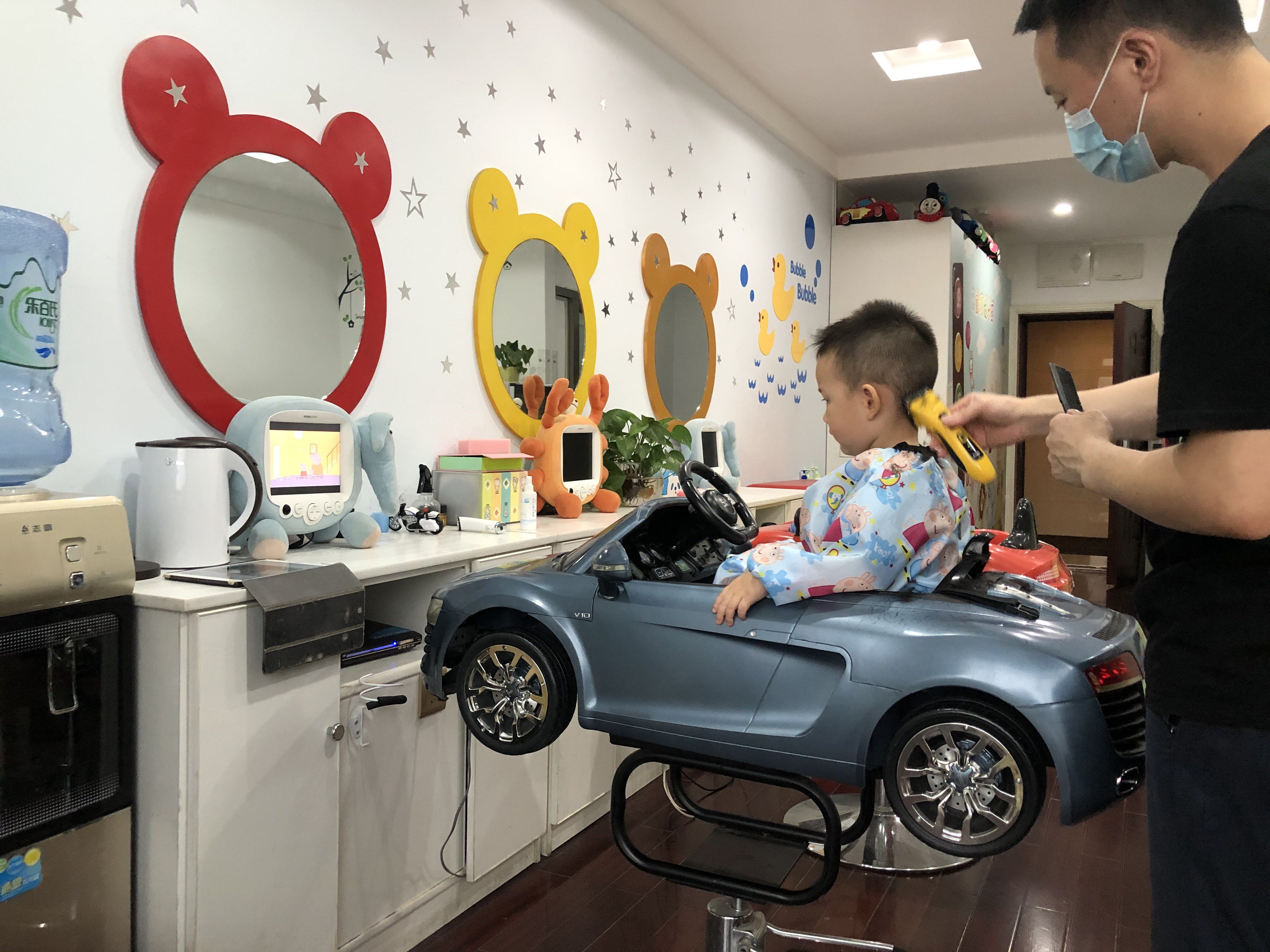 儿童理发连锁品牌_理发牙剪刀儿童理发_儿童理发视频