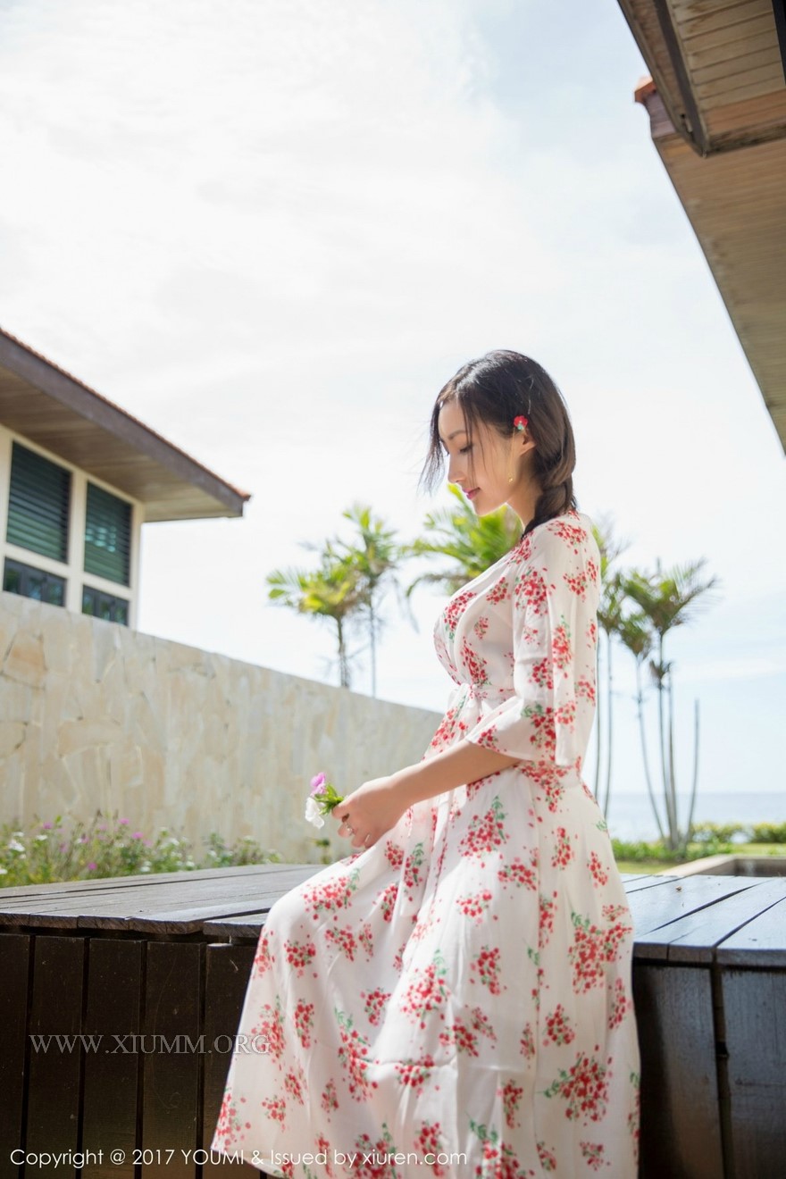 美女奶子与bi_美女的奶子_美女奶子鲍鱼