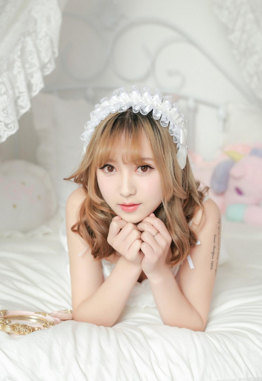 女主播可爱_lol美女星主播 傲娇萌写真集图赏_女主播照片对比