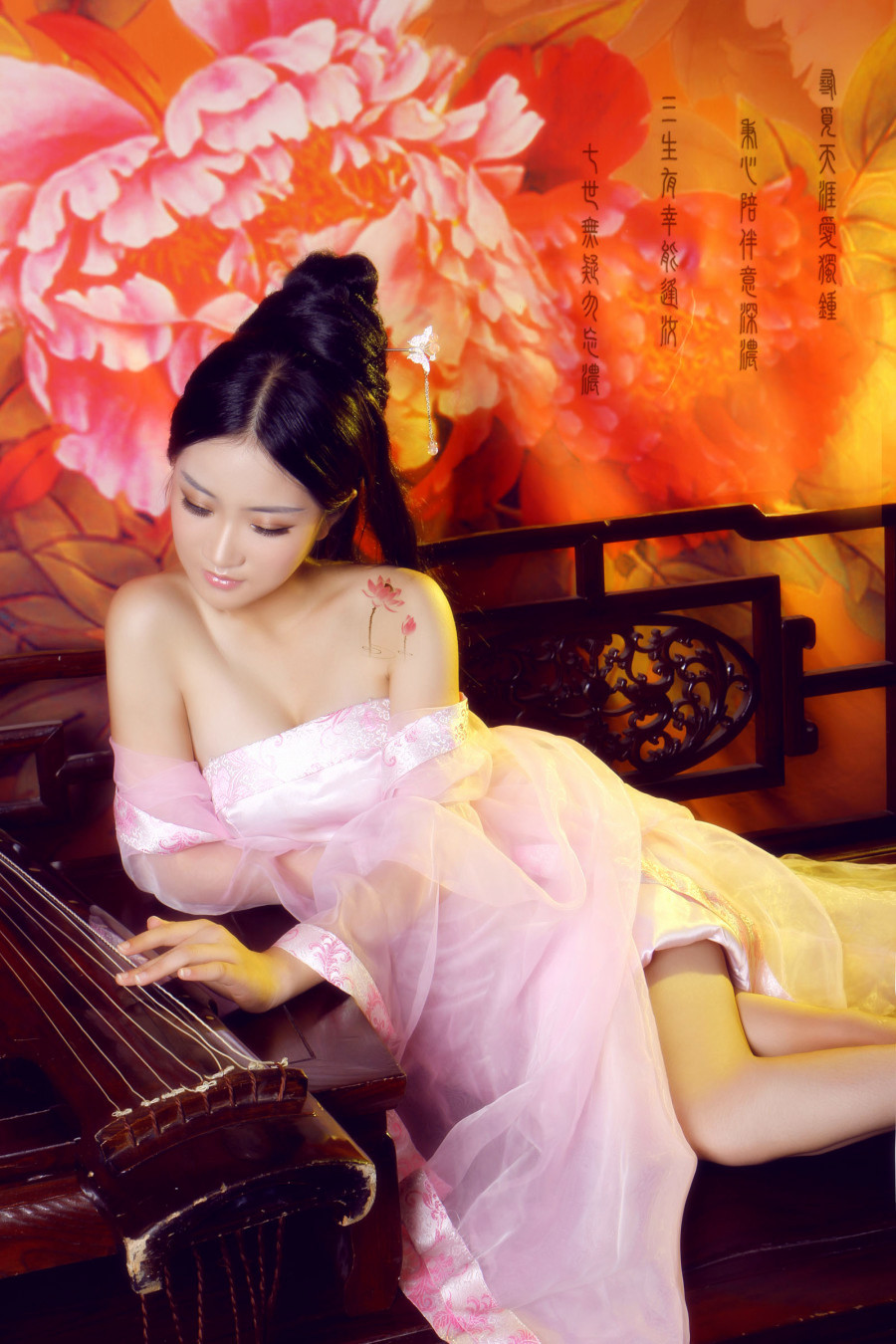 古装美女被褥视频,惊艳一幕! 古装美女被褥视频,惊艳一幕!