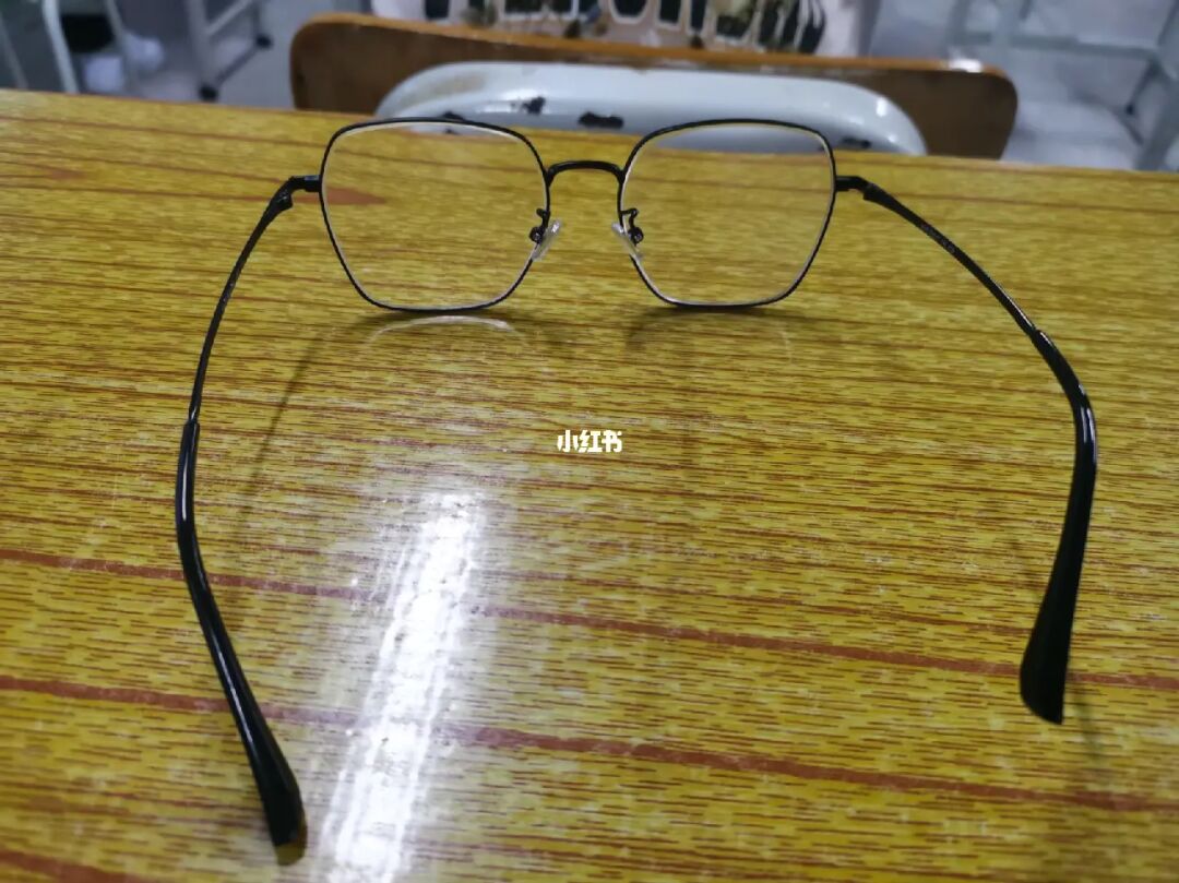 电影院3d眼镜和家用3d眼镜_3d眼镜怎么戴在眼镜上_变形金刚 3d眼镜