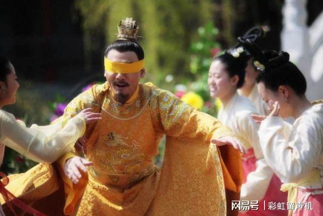 风流皇帝后宫橙光游戏_皇帝后宫游戏_傀儡皇帝后宫猎艳游戏