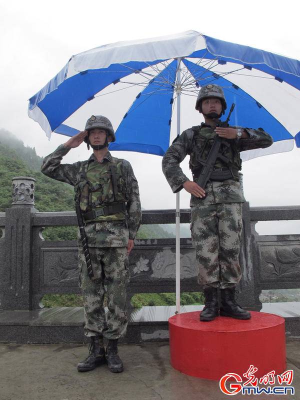 哨兵的游戏_哨兵游戏1塔防_哨兵游戏理论