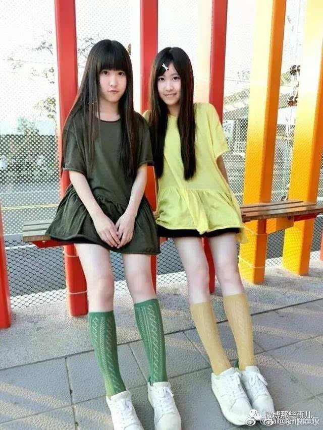 一夜迷情_四个姐妹的迷情一夜 游戏_一夜迷情在线观看
