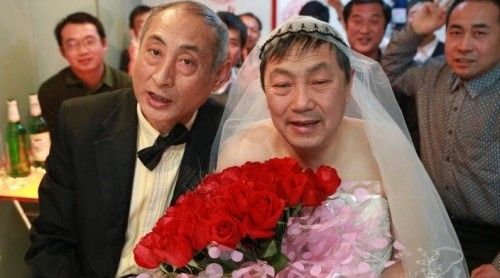 同性视频男恋老人_恋老国产老头视频_老头同性恋视频