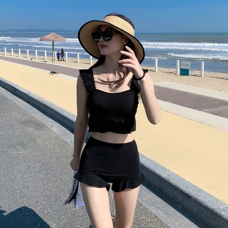 性感比基尼美女找茬,引爆你的眼球 性感比基尼美女找茬,引爆你的眼球