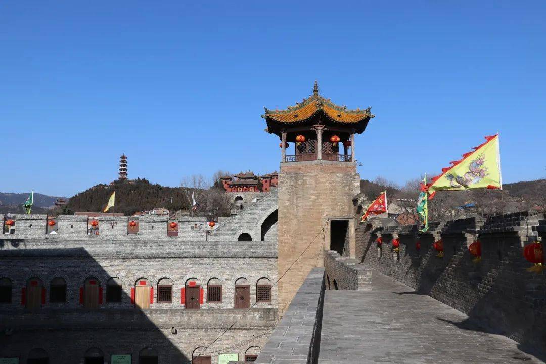 英雄舞阳城与普通的奖励区别_英雄舞阳城老三怎么打_英雄舞阳城攻略