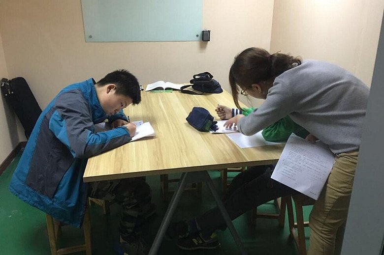 快陪练_陪练是什么意思_驾驶员陪练