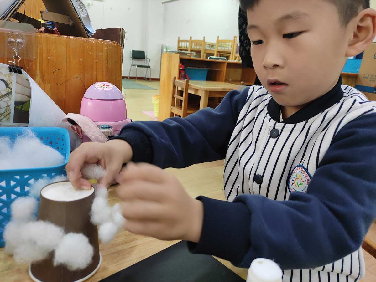 美羊羊生小孩的视频_美羊羊生孩子小游戏_我想看美羊羊生宝宝