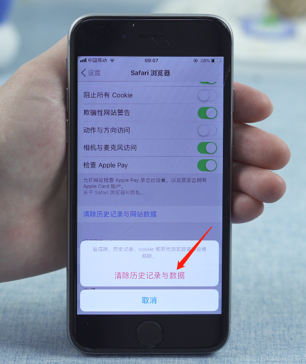 苹果两部手机玩游戏卡_iphone玩游戏手机卡顿_iphone玩游戏卡怎么办