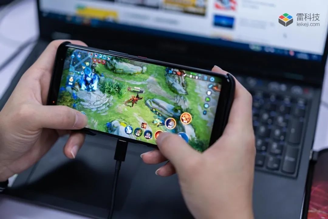 手游新闻app_有关手机游戏的新闻_有一款关于新闻的游戏
