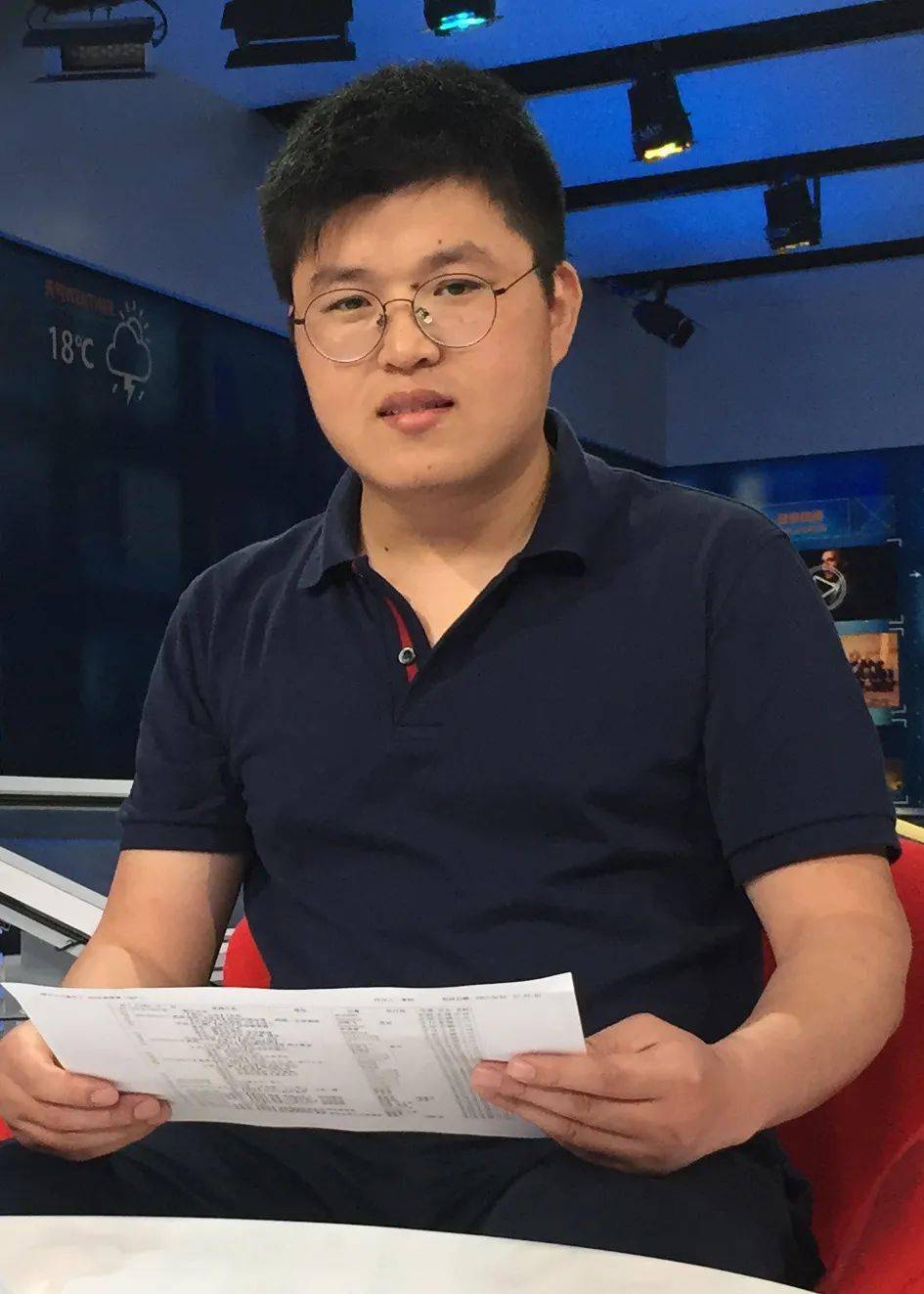 马戏团团长_马戏团团长怎么画_马戏团团长是坏人