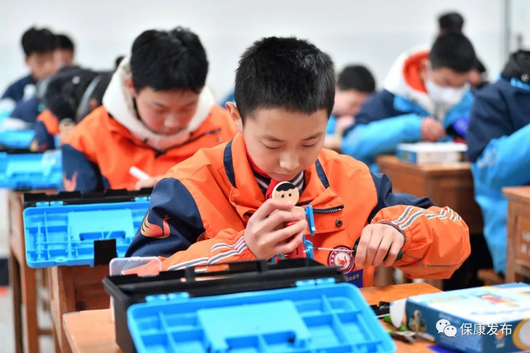 手机游戏第一人称射击类_手机diy游戏_手机游戏第一门户