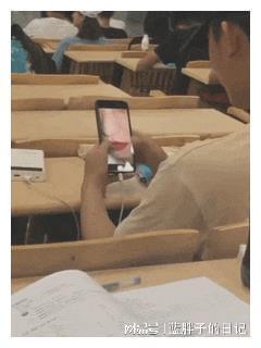 上课玩手机可以玩什么_上课游戏手机学生_上课咋玩手机