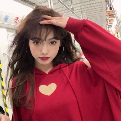 微信美女头像漂亮气质_头像图片微信霸气女性感_头像漂亮气质美女微信名字