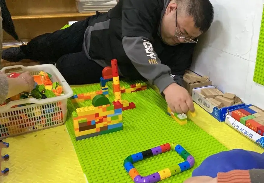 碰撞假人模型_假人碰撞测试游戏_手机假人碰撞游戏