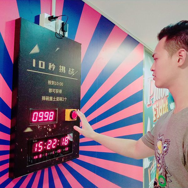 射杀僵尸手机游戏：挑战压力与成就感并存的世界