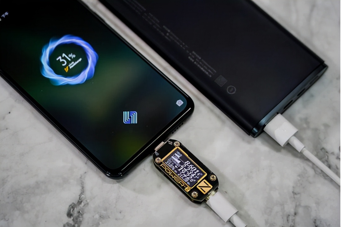 手机充电玩游戏有事吗苹果_iphone充电玩游戏_苹果充电玩游戏好不好