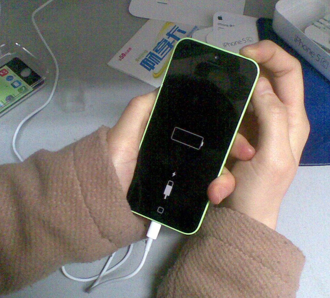 苹果充电玩游戏好不好_手机充电玩游戏有事吗苹果_iphone充电玩游戏