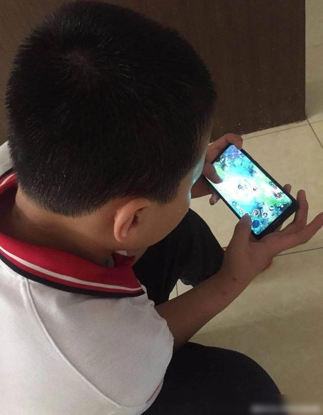 普通手机游戏能玩多久_普通手机的游戏_普通手机游戏换苹果怎么换