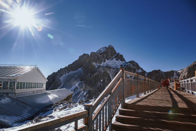 雪山版手机游戏怎么玩_雪山小游戏_手机版雪山游戏