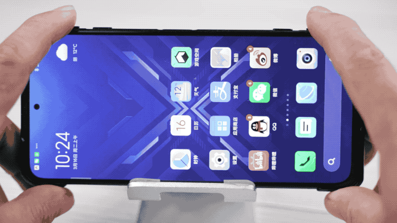 去哪里下载黑鲨游戏手机_黑鲨小游戏app_黑鲨手机自带游戏