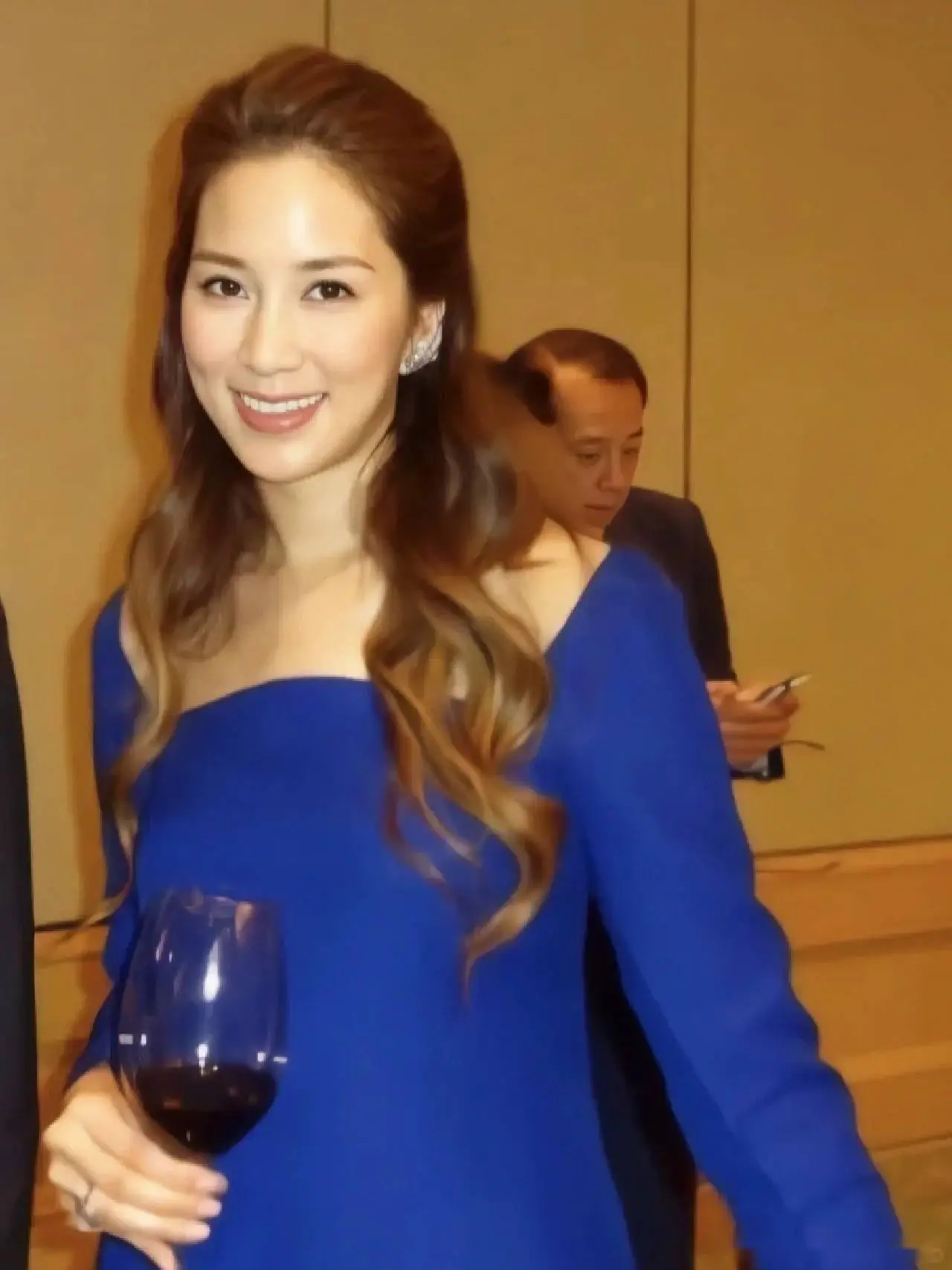 小衣久留美_小衣久留美_小衣久留美