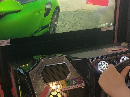 手机车游戏大全_大型汽车游戏手机游戏_车类手机游戏