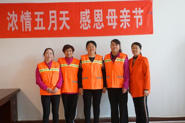 2033年母亲节是哪一天_2023母亲节是几月几日的_母亲节2024年是几月几日