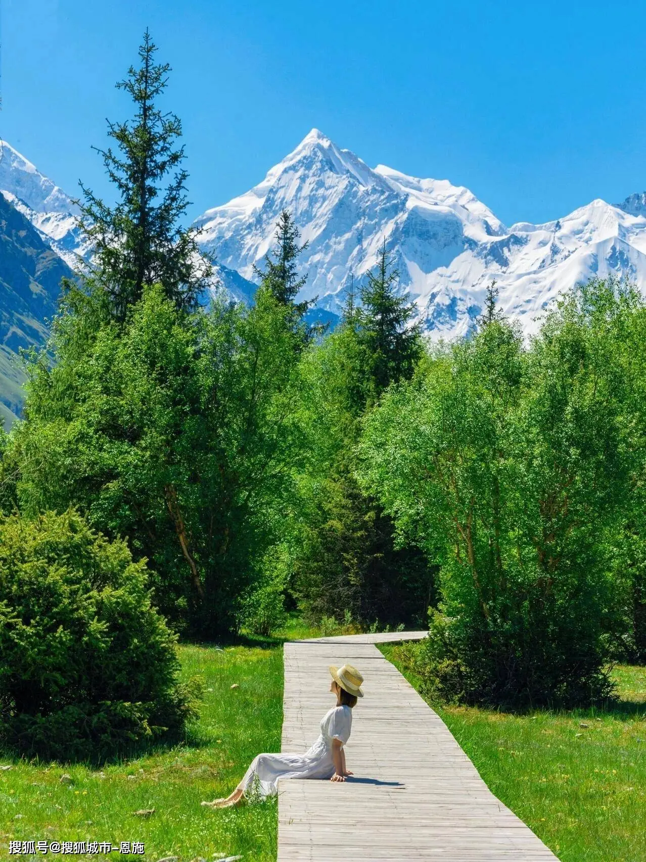 风景模拟游戏_全图跑的仿真风景手机游戏_仿真风景画